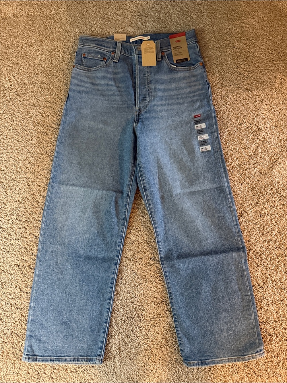 Levi's Women’s sLight Wash Straight Leg Jeans